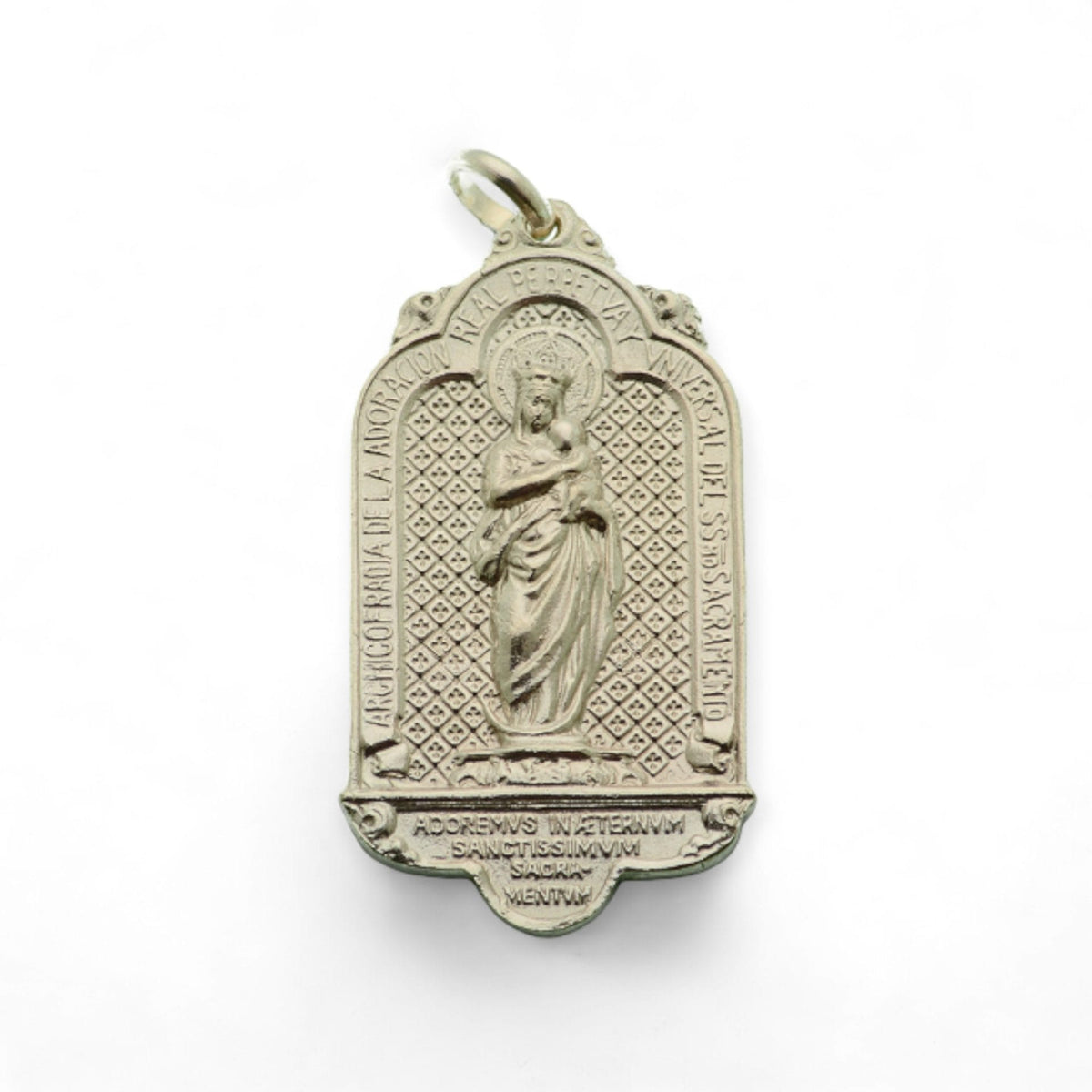 Medalla de Adoración al Santísimo Sacramento en plata - detalle