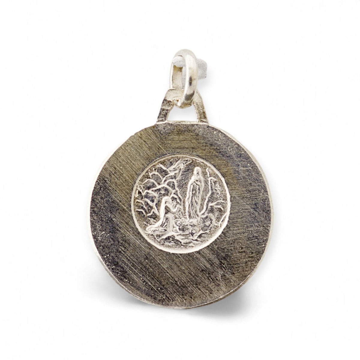 Medalla de la Virgen de Lourdes en plata - 19mm detalle