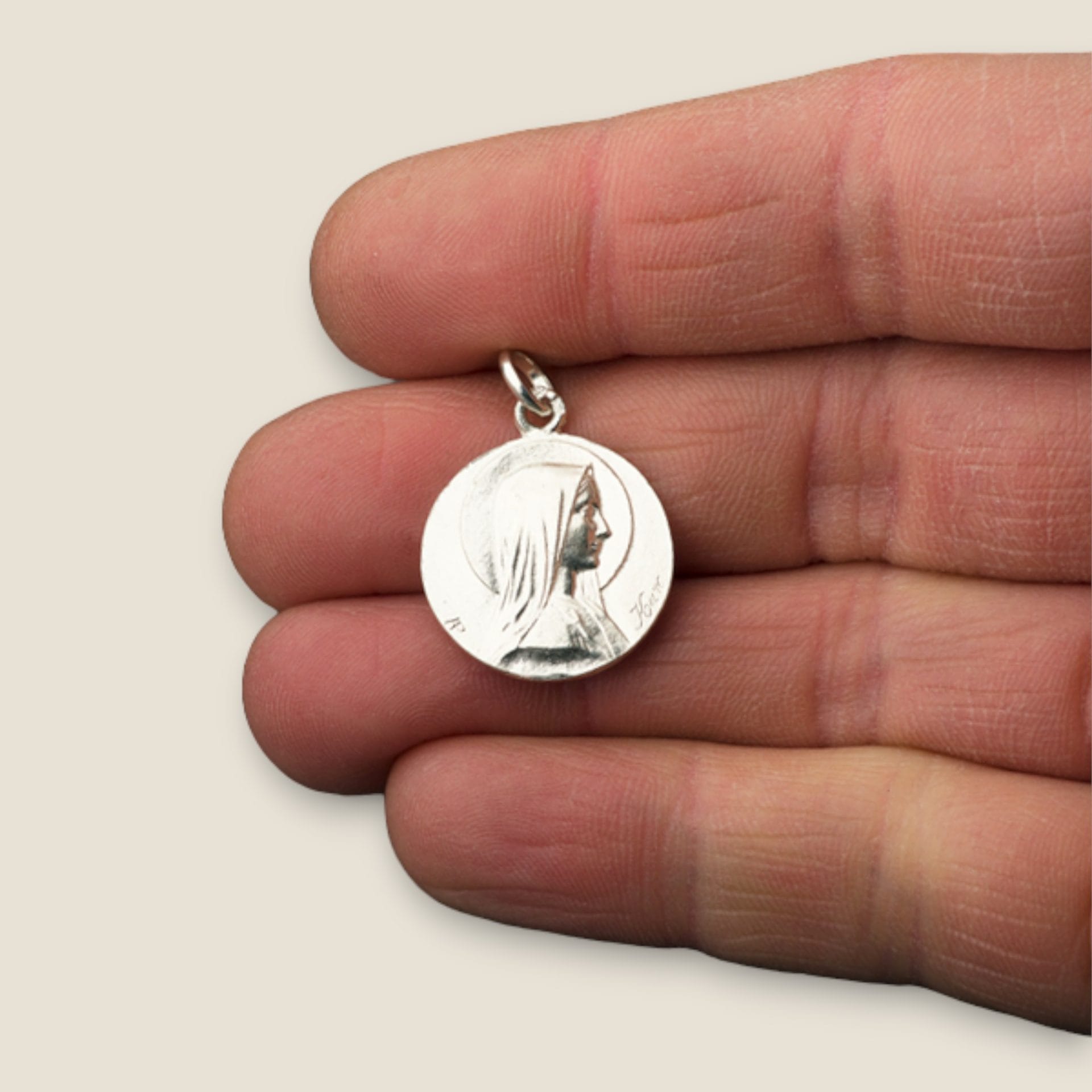 Medalla Virgen de Lourdes