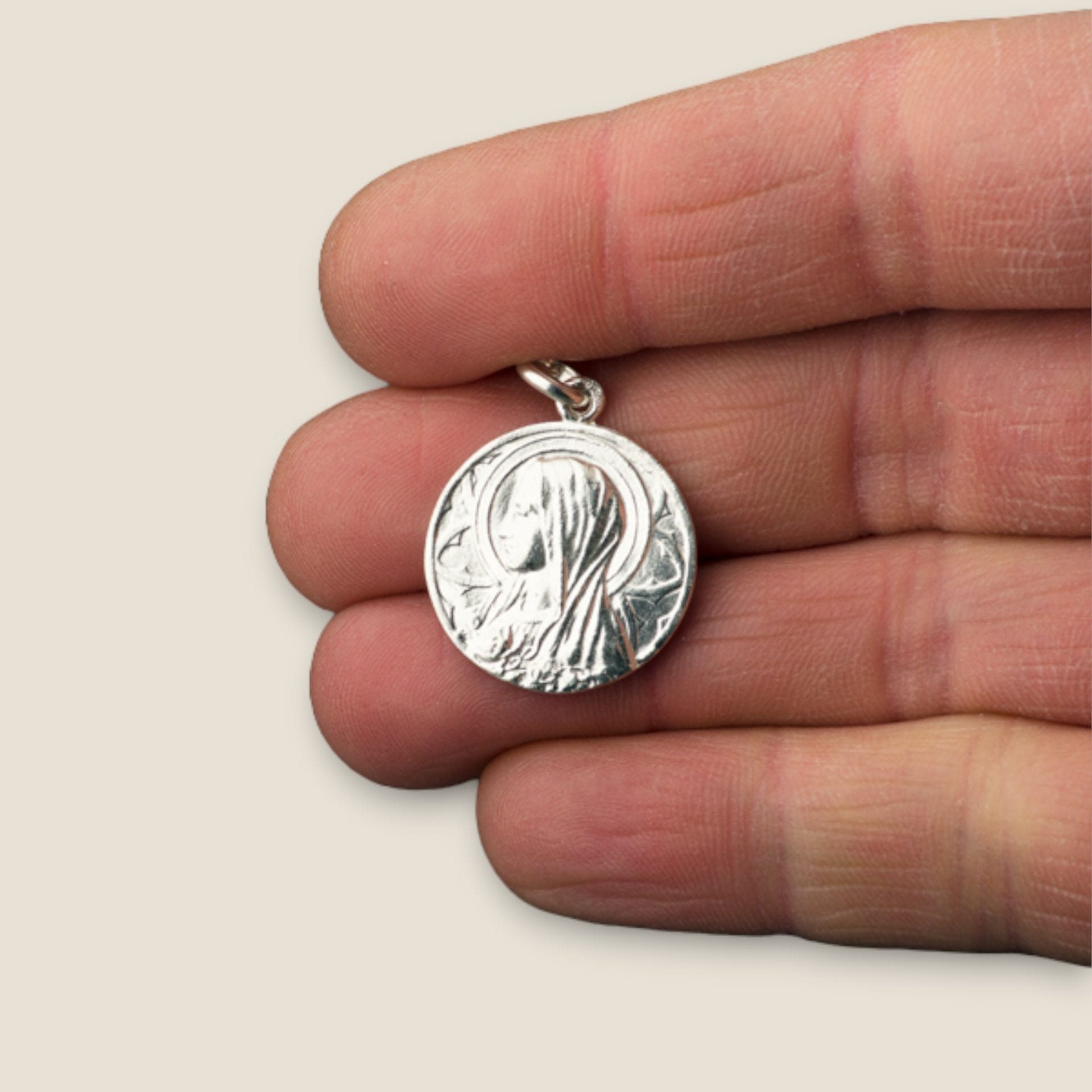 Medalla Virgen de Lourdes