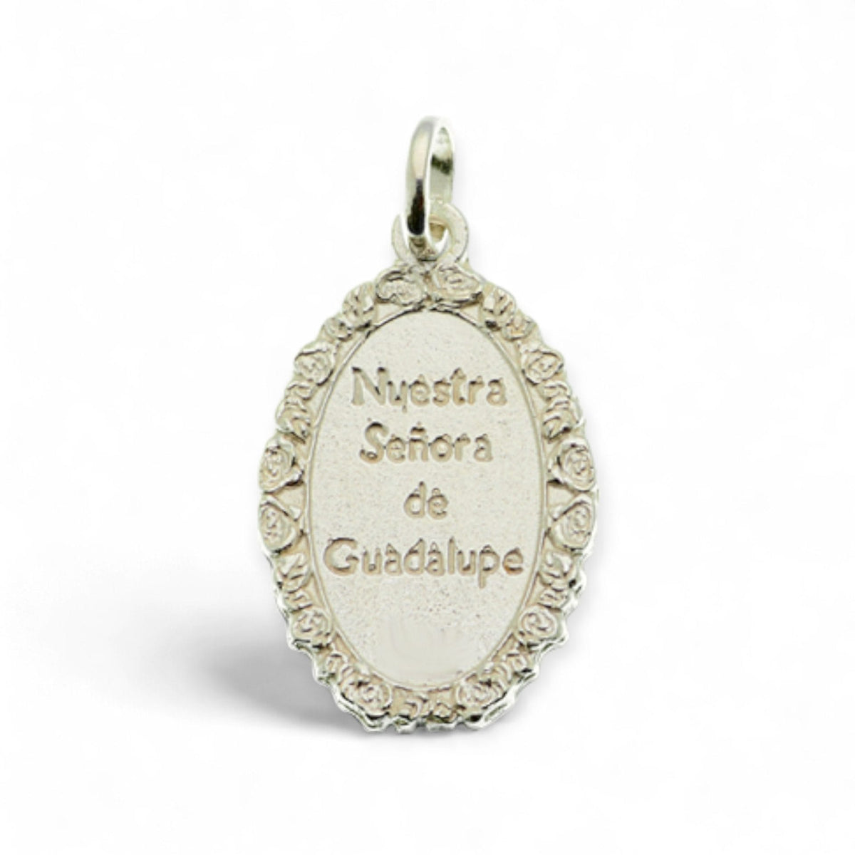 Medalla de la Virgen de Guadalupe en plata - detalle