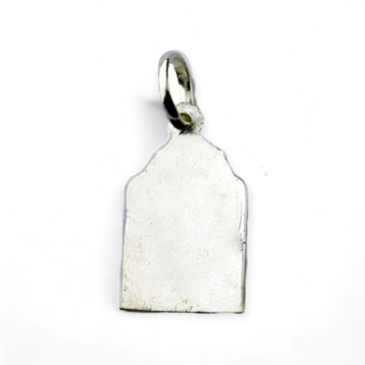 Medalla de la Virgen de Montserrat en plata - detalle