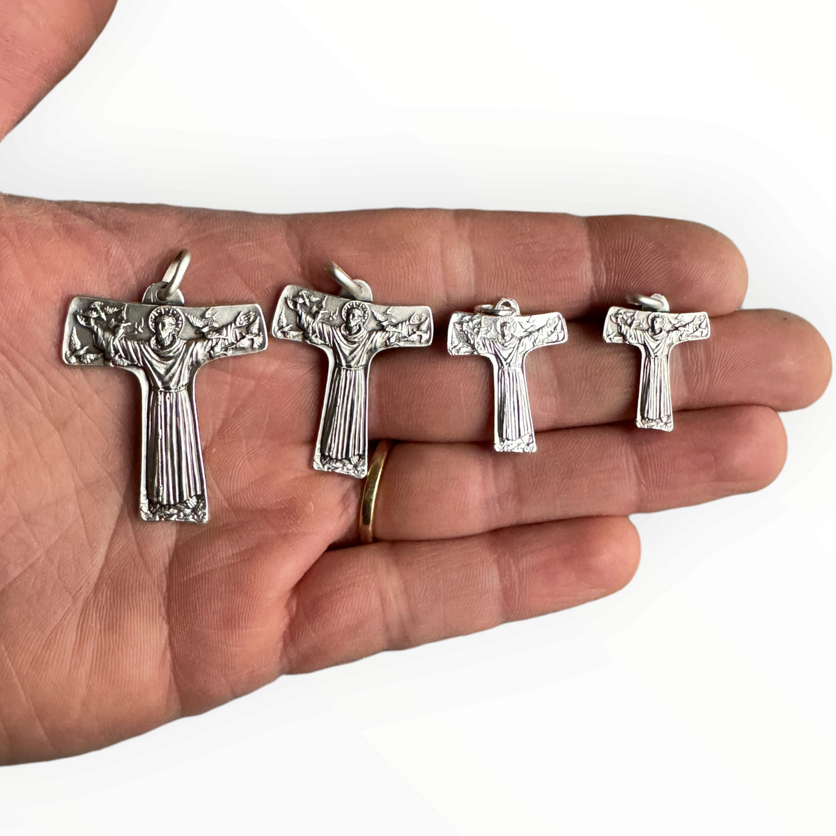 Cruz de Tau con San Francisco en plata 950 mano