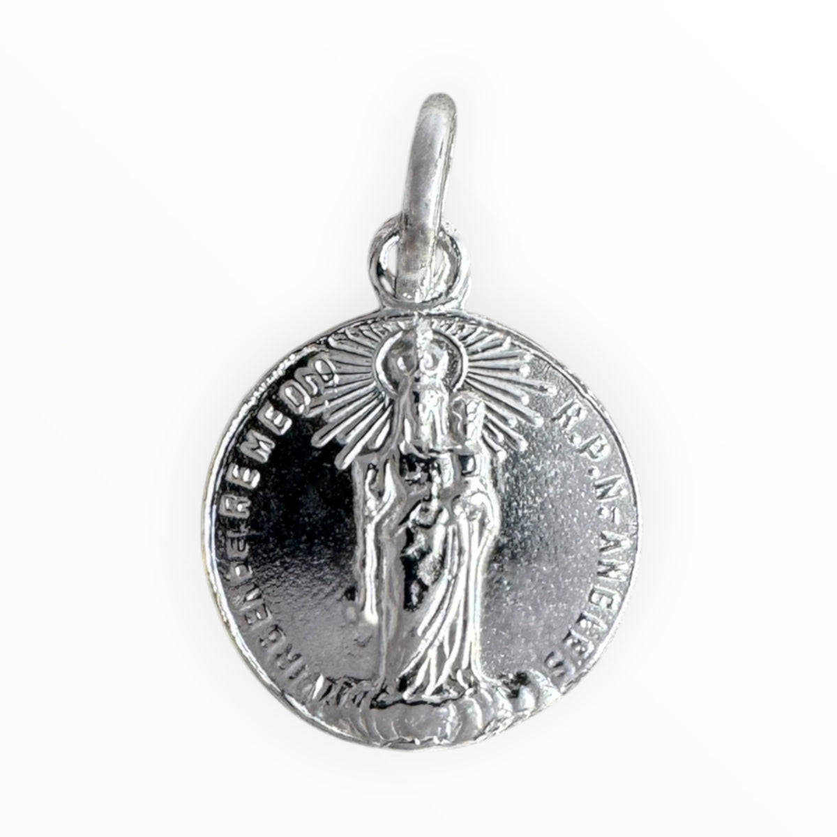 Medalla escapulario de la Virgen del Remedio en plata 950
