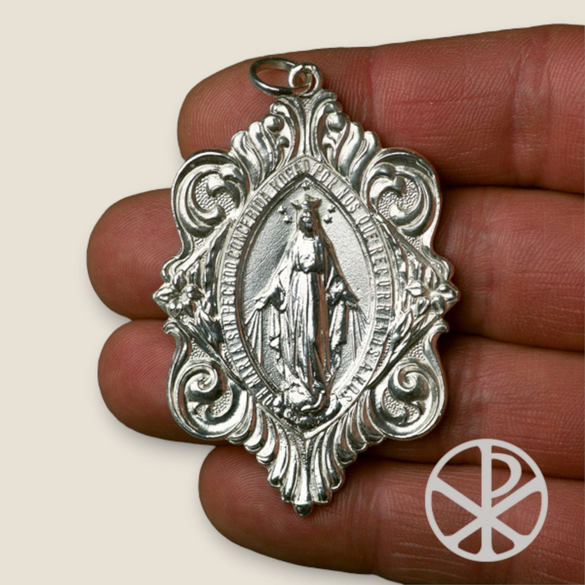 medalla milagrosa virgen de los rayos plata 57mm x 39mm mano