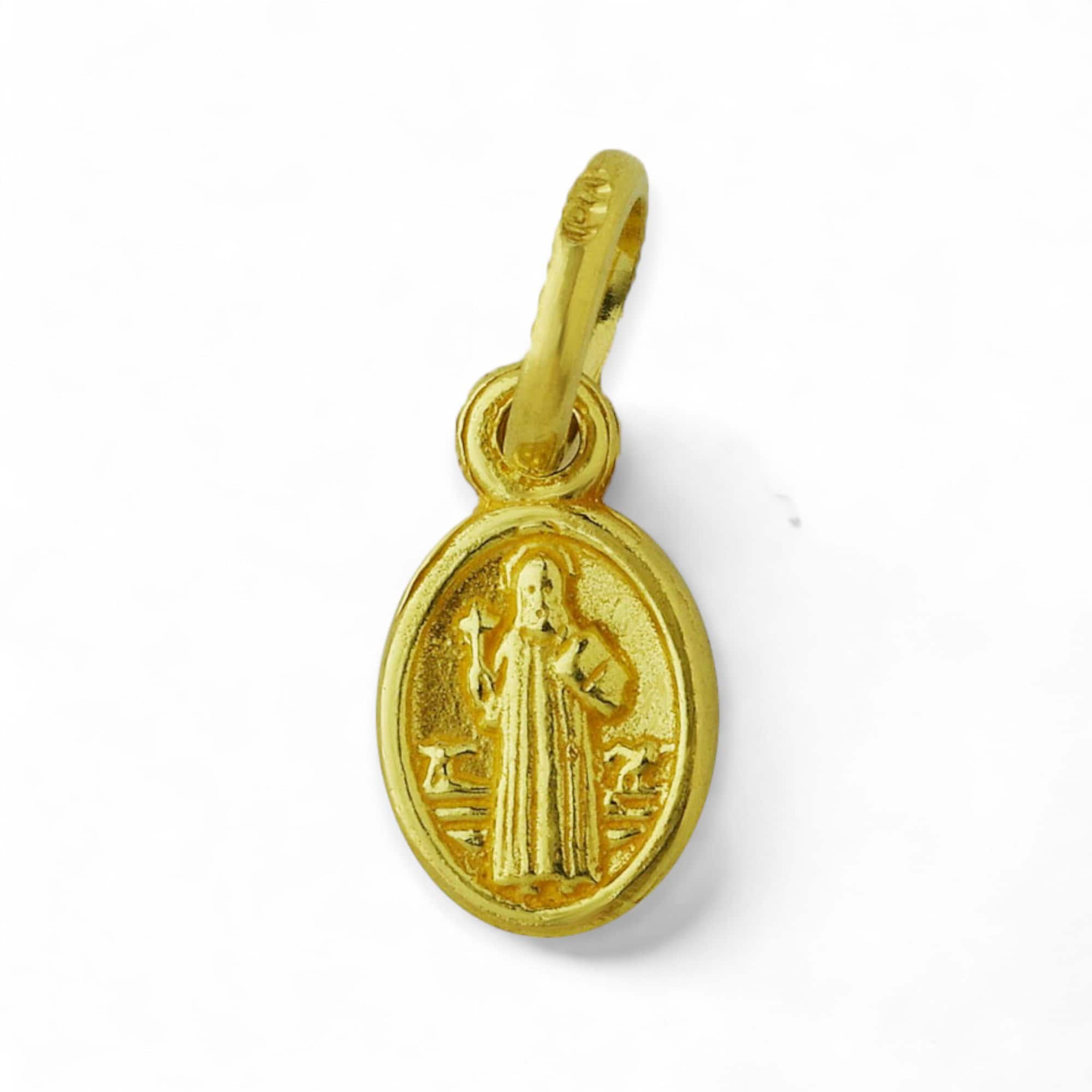 medalla san benito pequena oro 18k 13mm x 8mm