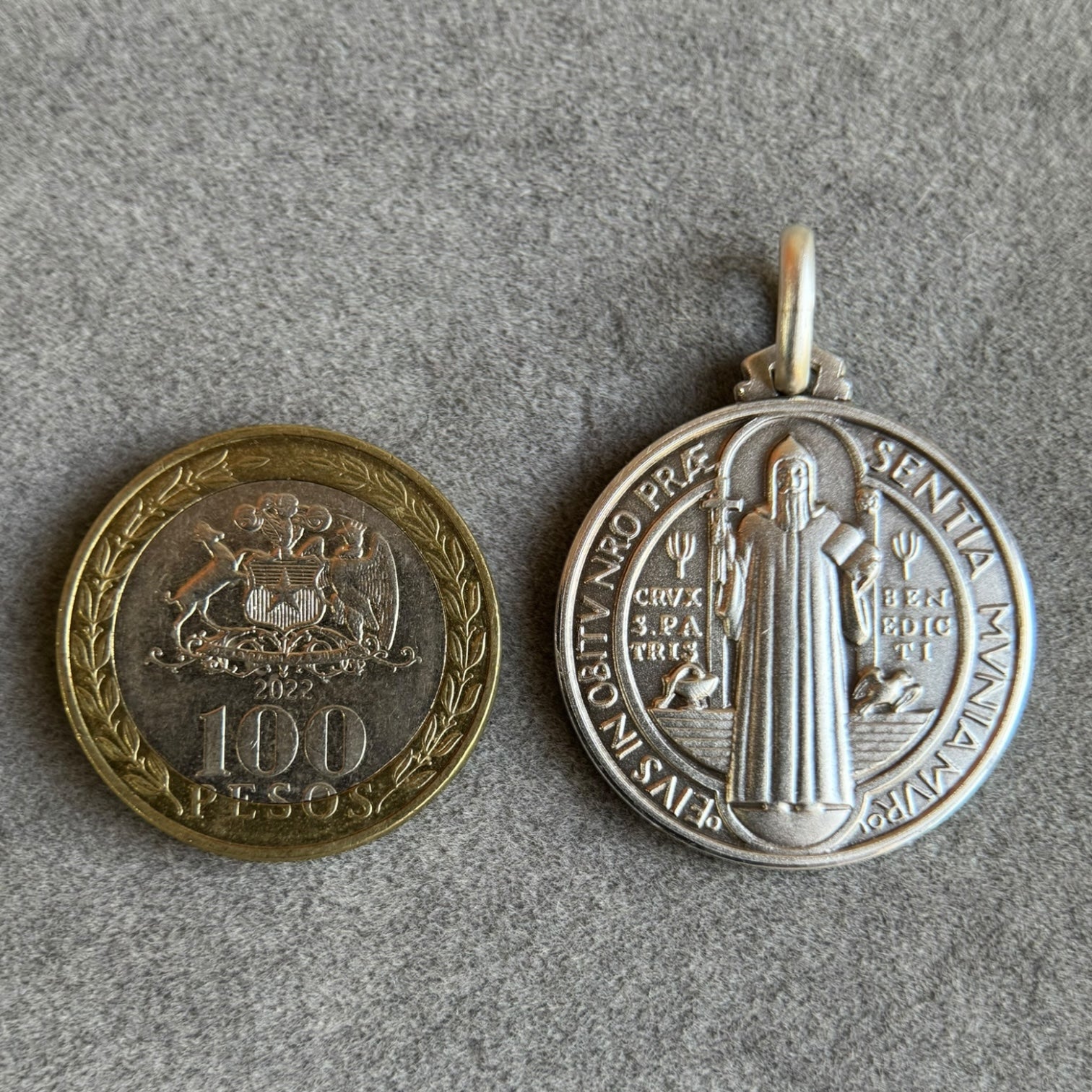 medalla-san-benito-plata-25mm-moneda