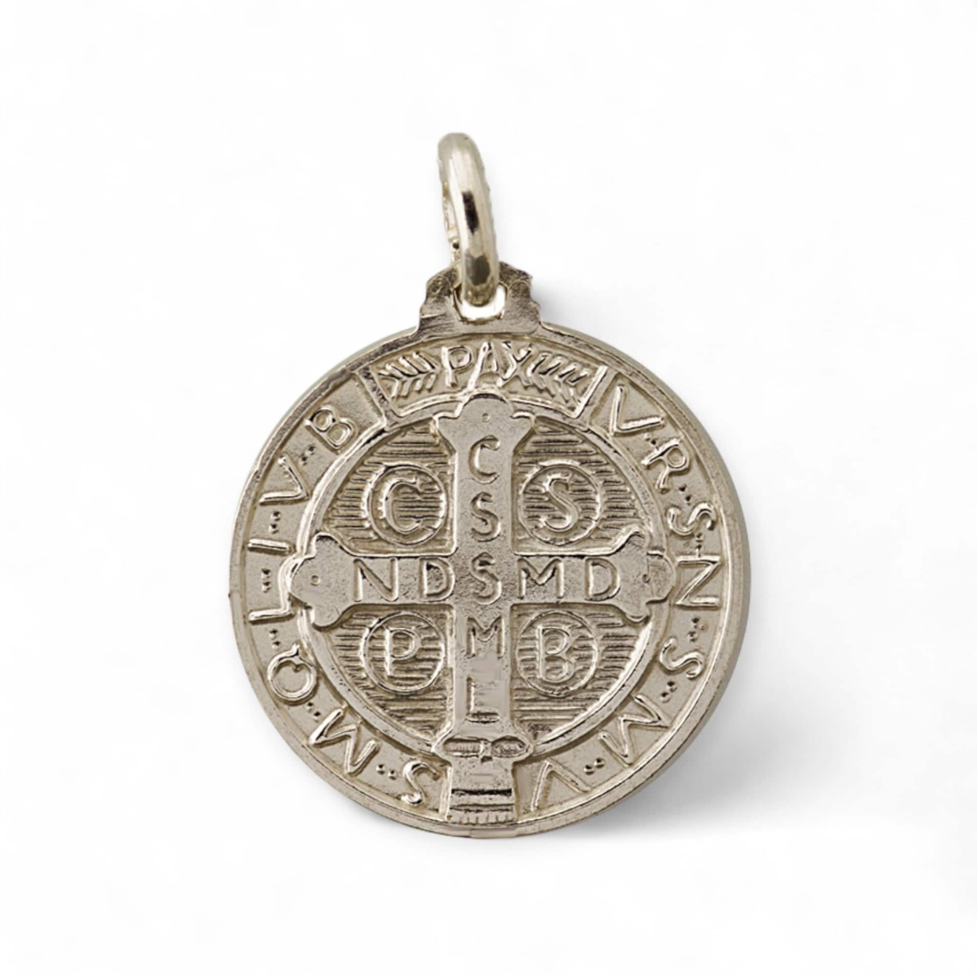 medalla san benito plata 24mm reverso