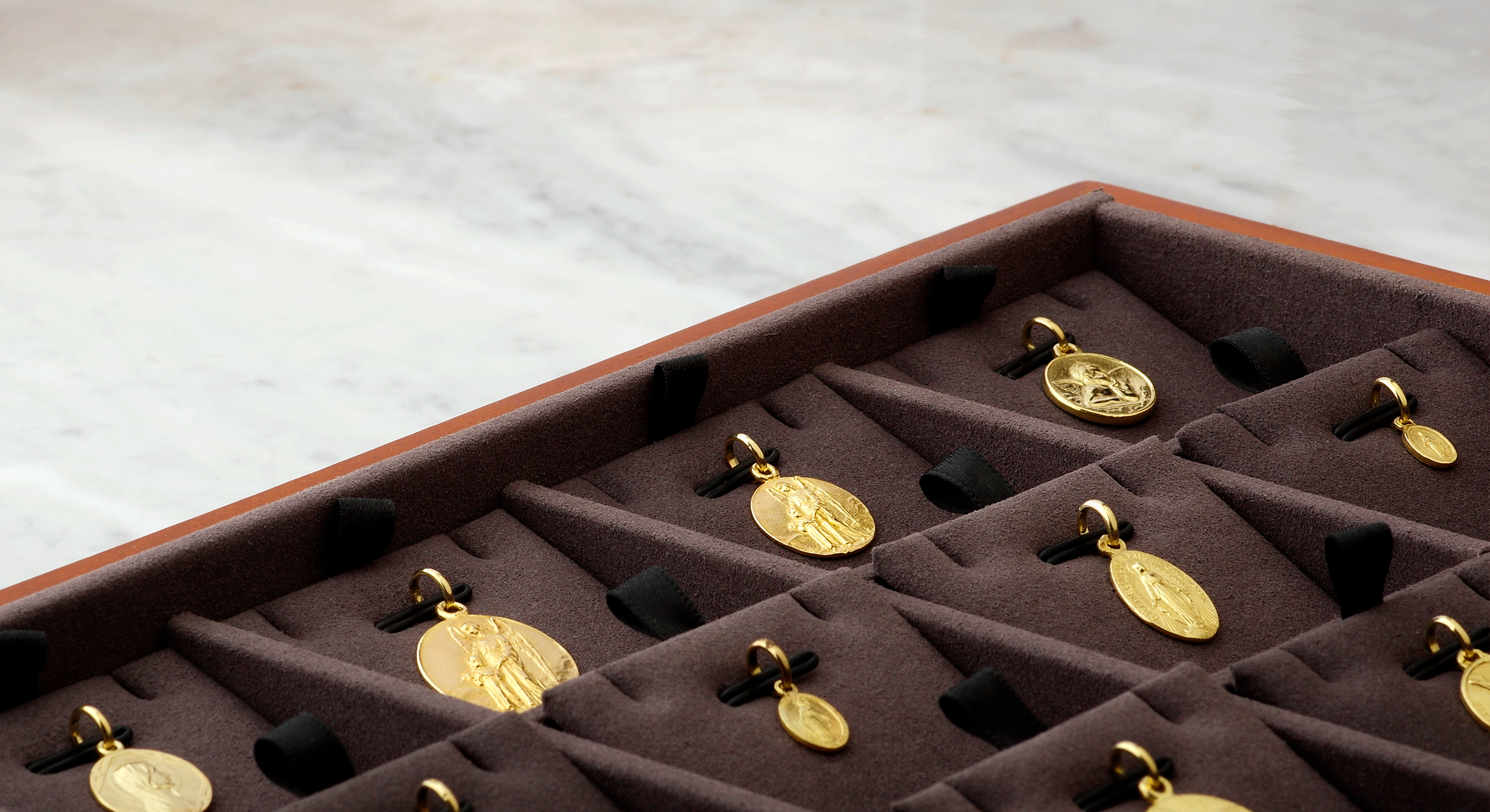 medallas-religiosas-chile-oro