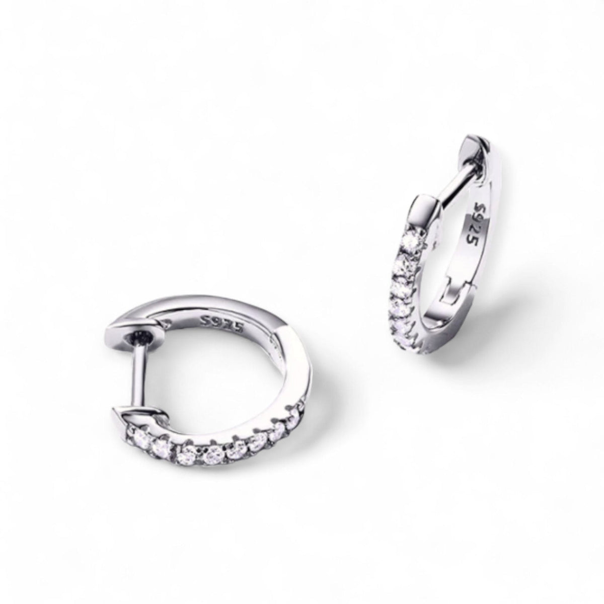 Aros argolla Pavé pequeños en plata - detalle