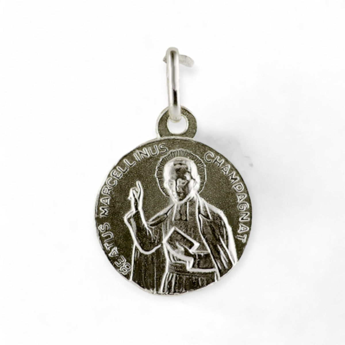 Medalla de la Virgen de la Asunción y Marcelino Champagnat en plata - detalle