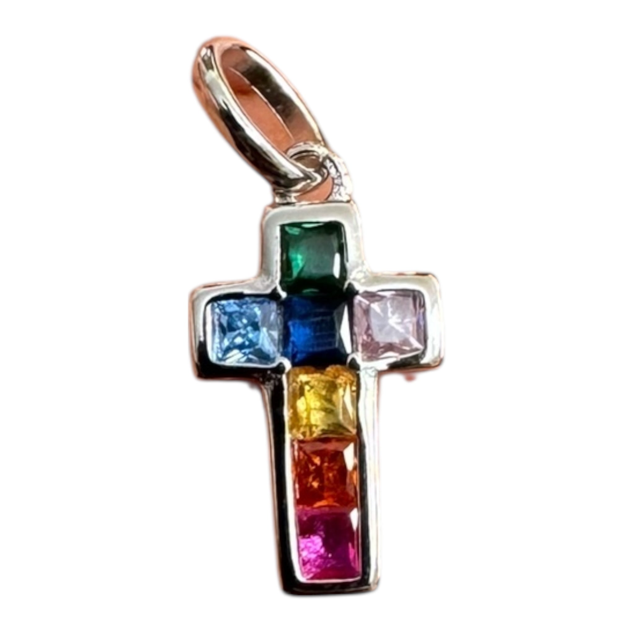 Cruz de plata y circones