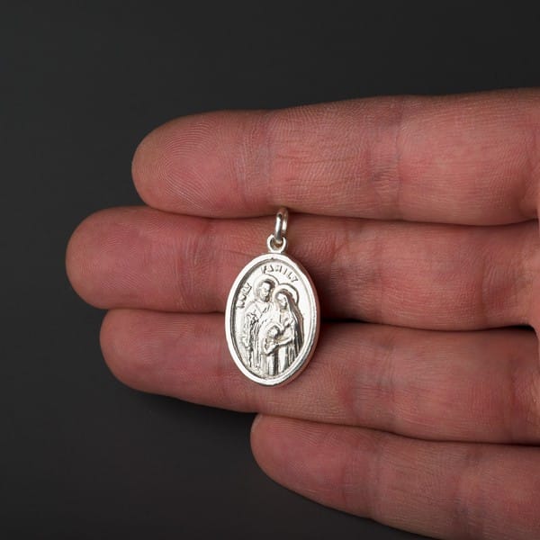 Medalla Sagrada Familia y Espíritu Santo