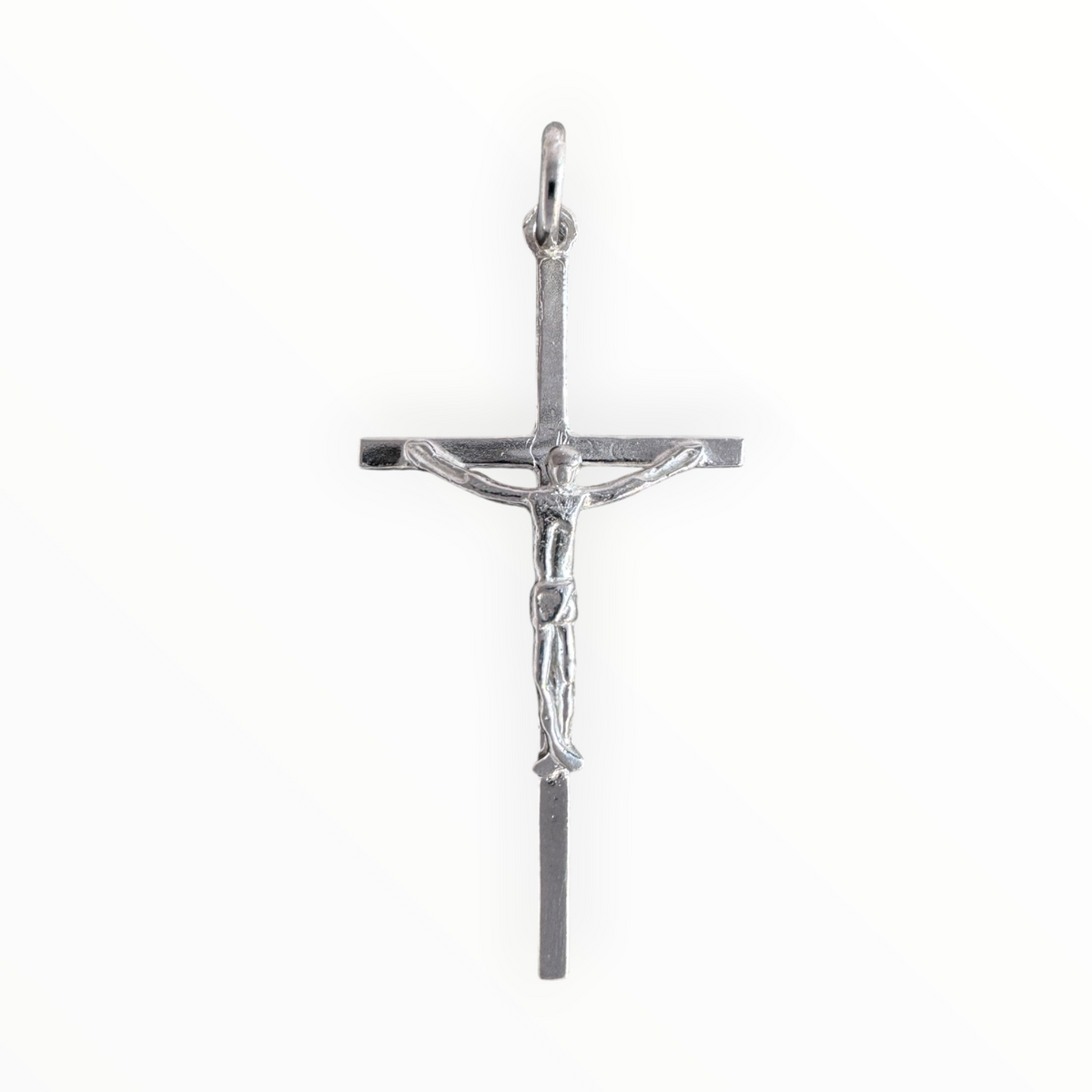 Cruz del colegio san Ignacio en plata 950