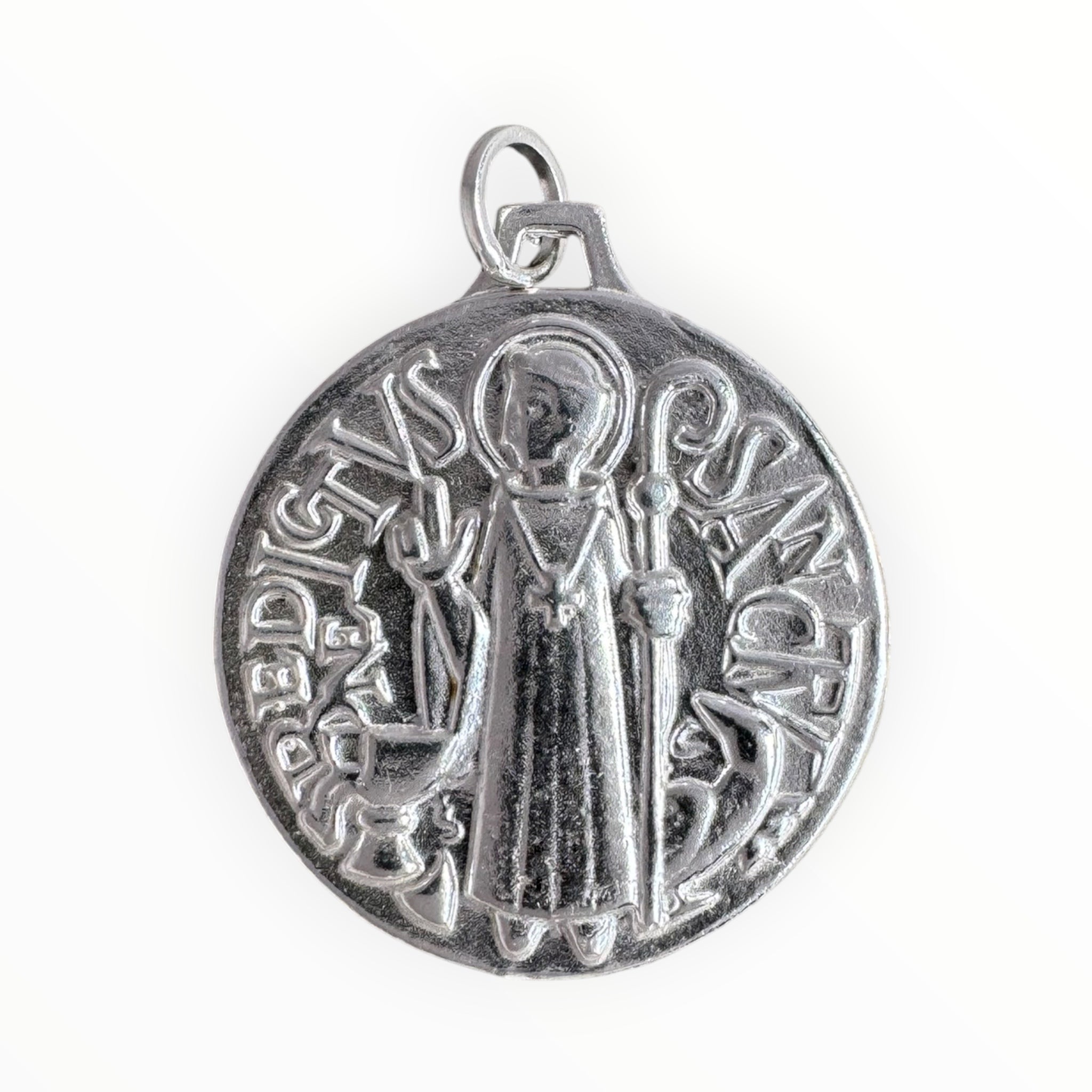 Medalla de San Benito en Plata estilo art deco