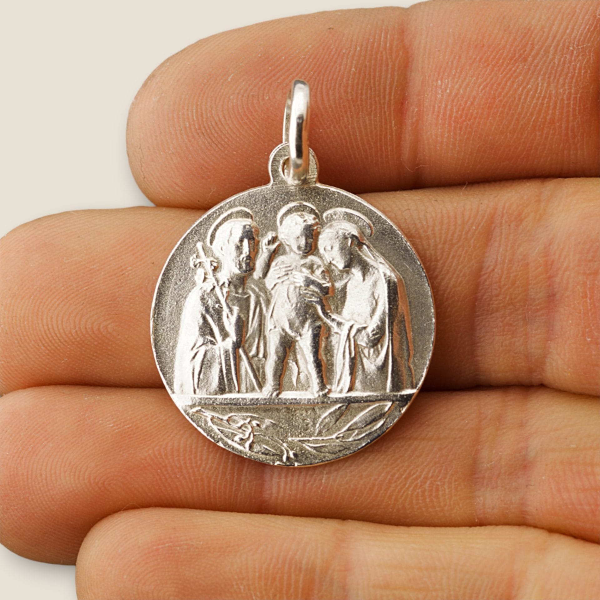 medalla sagrada familia plata