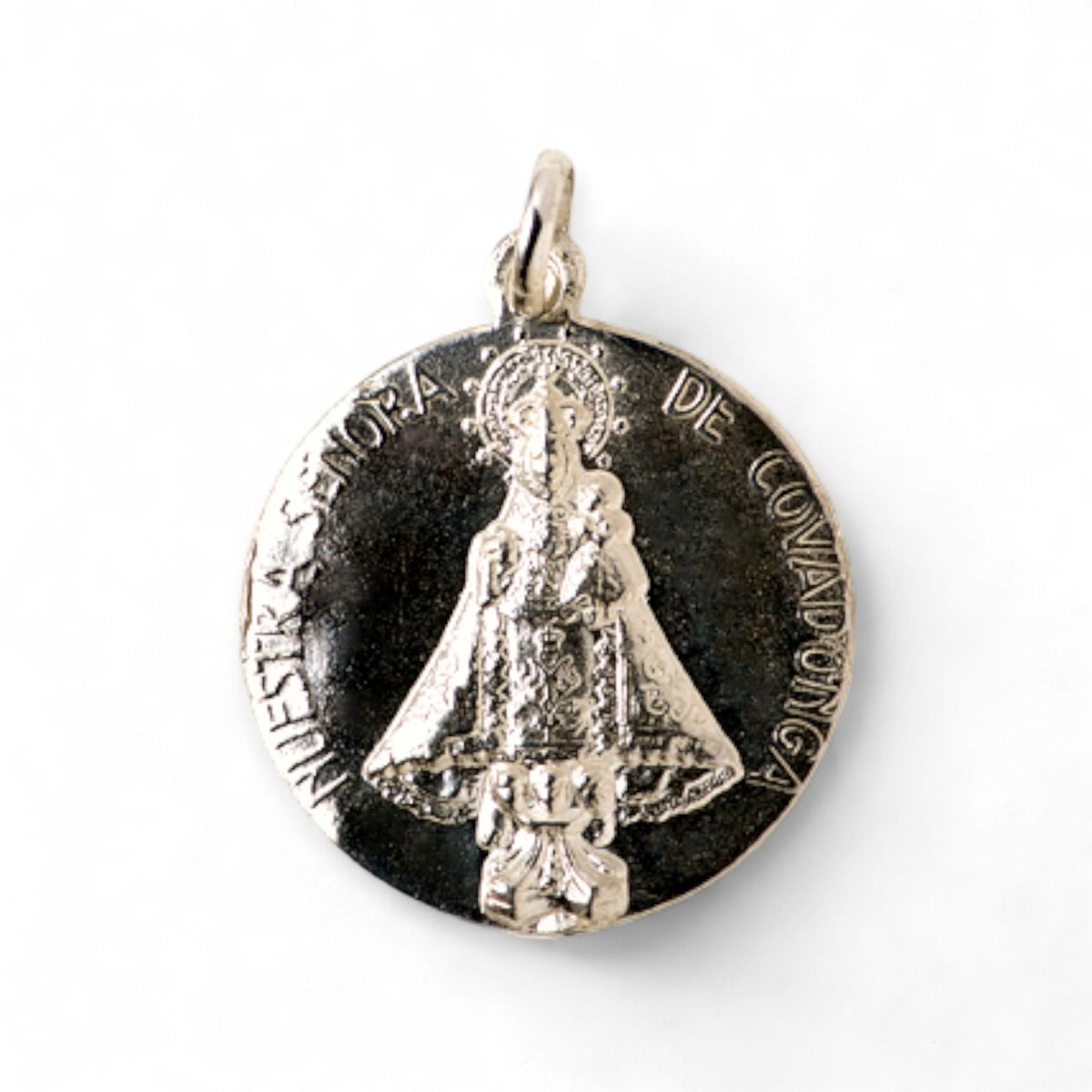 Medalla de Nuestra Señora de Covadonga en plata