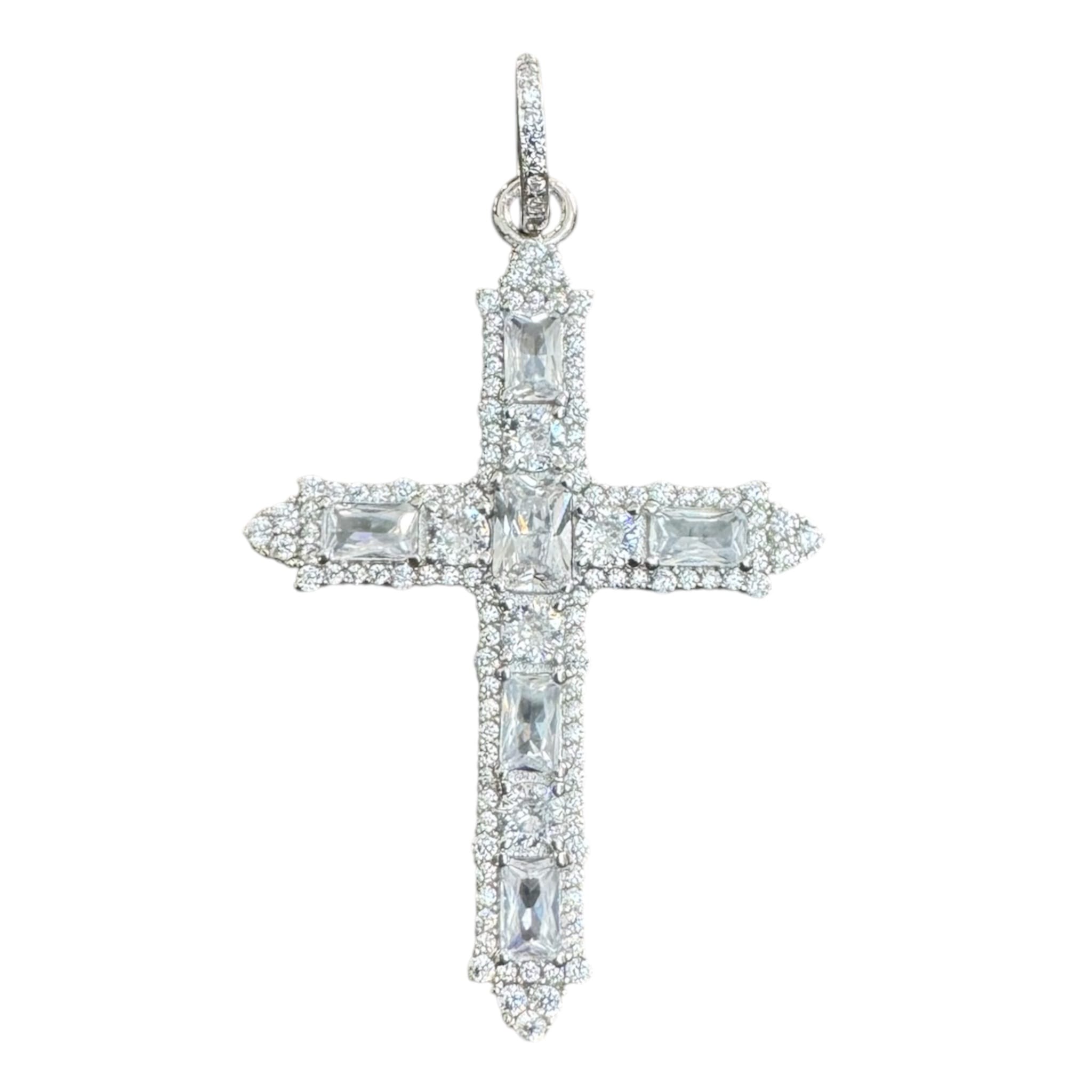 Cruz de plata y circones