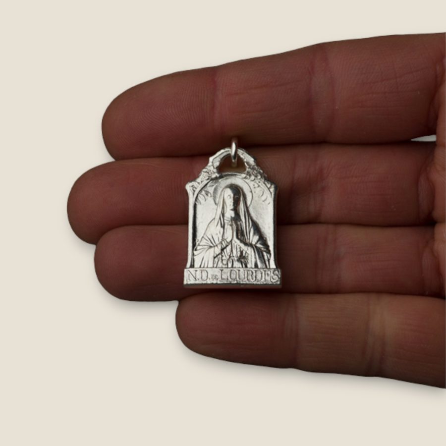 medalla-virgen-de-lourdes-plata